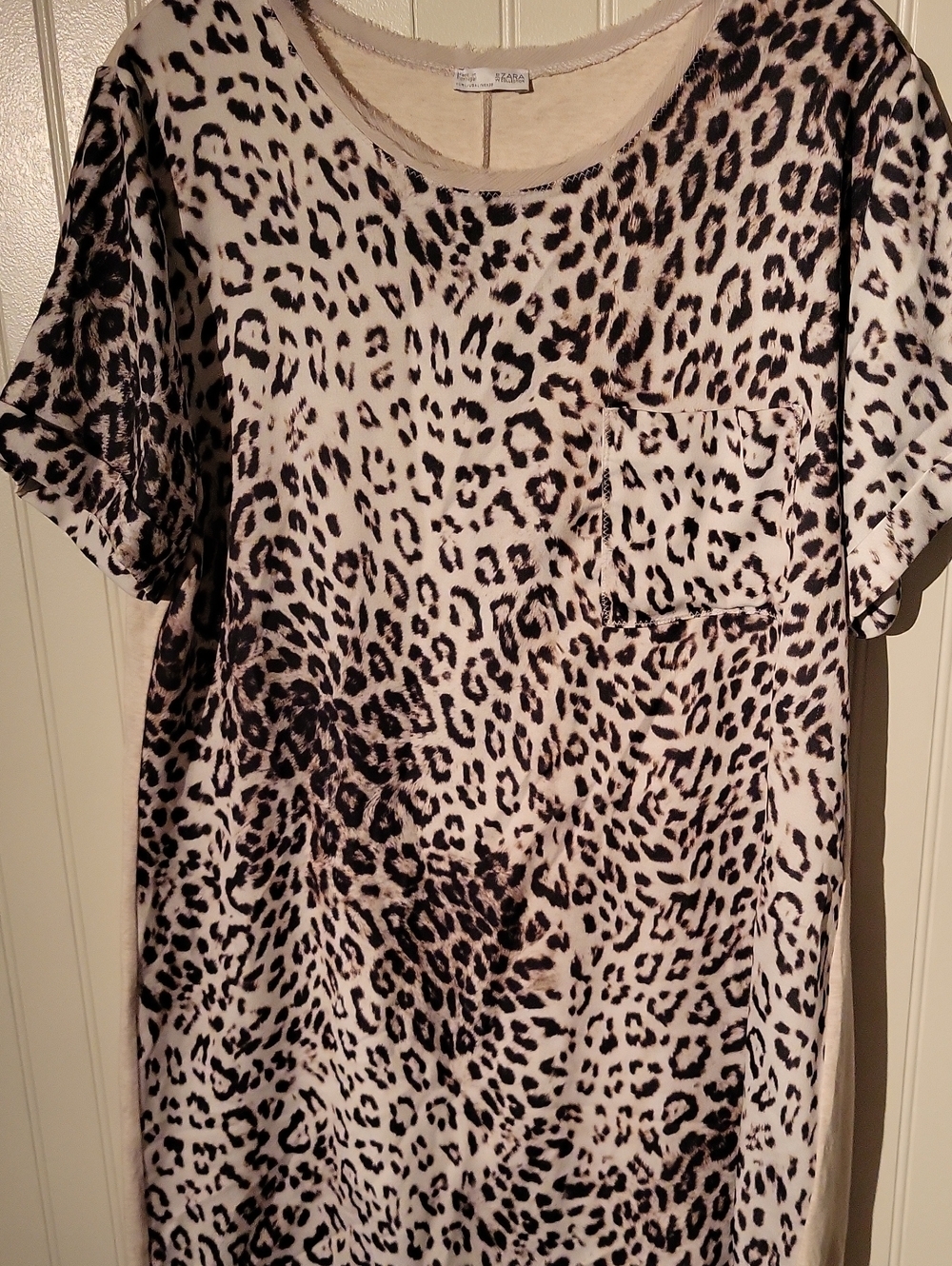 ZARA B/W Leopard Print Short Sleeve Dress with Front Pocket, Size Large